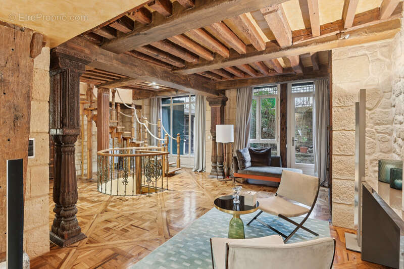 Appartement à PARIS-6E