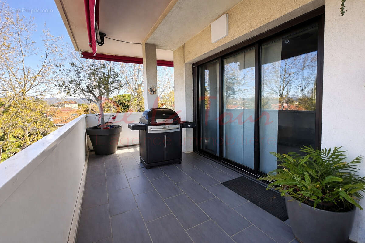 Appartement à MARSEILLE-12E