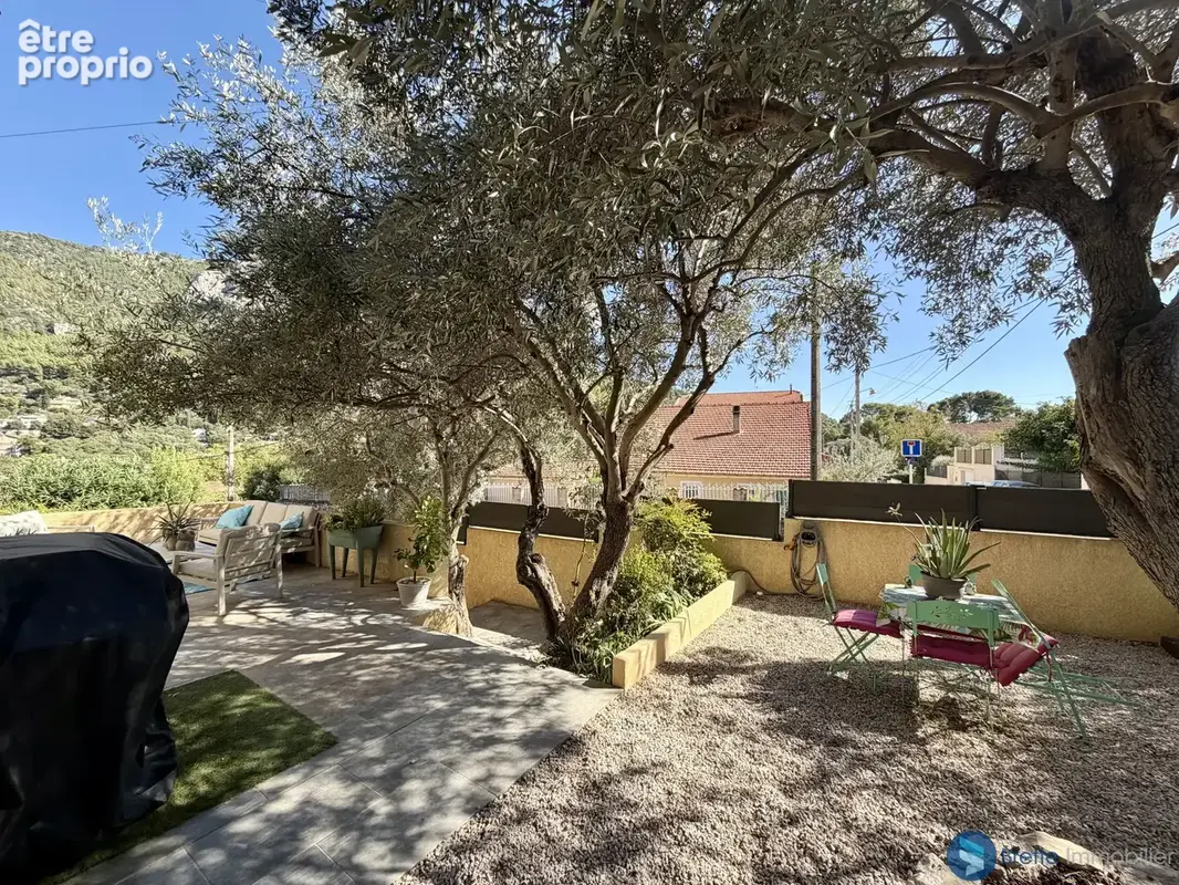 Toulon ouest - villa de plain pied - piscine - garage - photo 10
