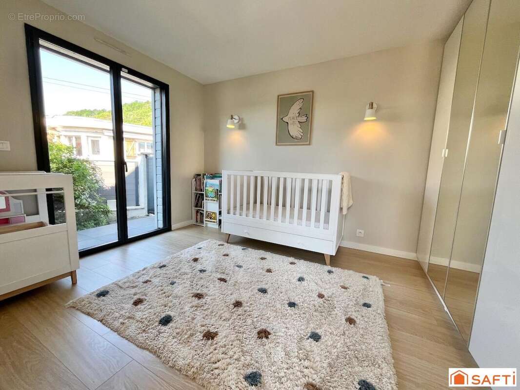 Maison 150 m² à Amfreville-La-Mi-Voie  - photo 7