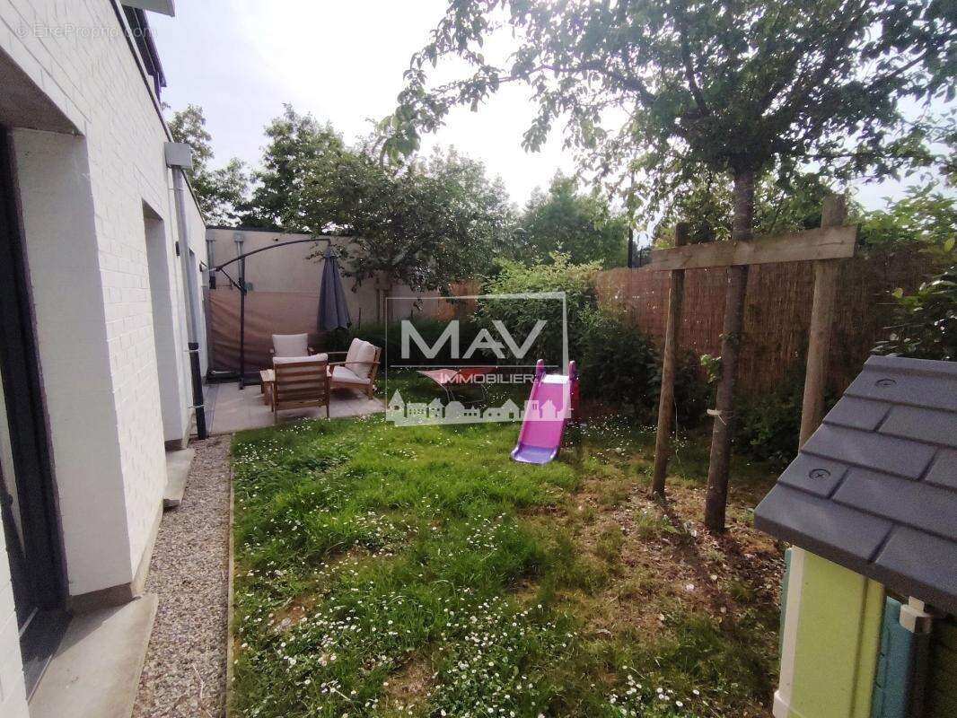 Appartement 68 m² à Tourcoing  - photo 12