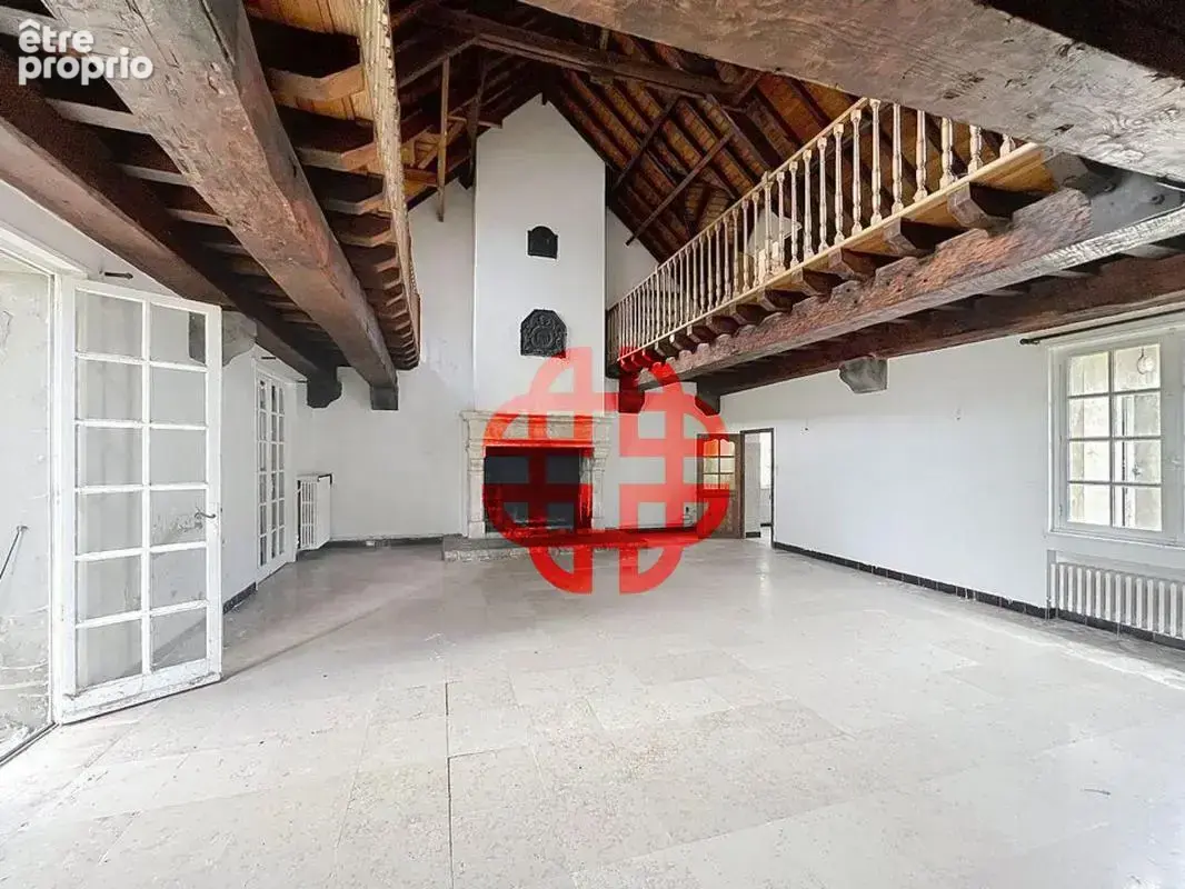 Superbe Ferme de 630 m² implantée sur terrain de 2000 m² - photo 2