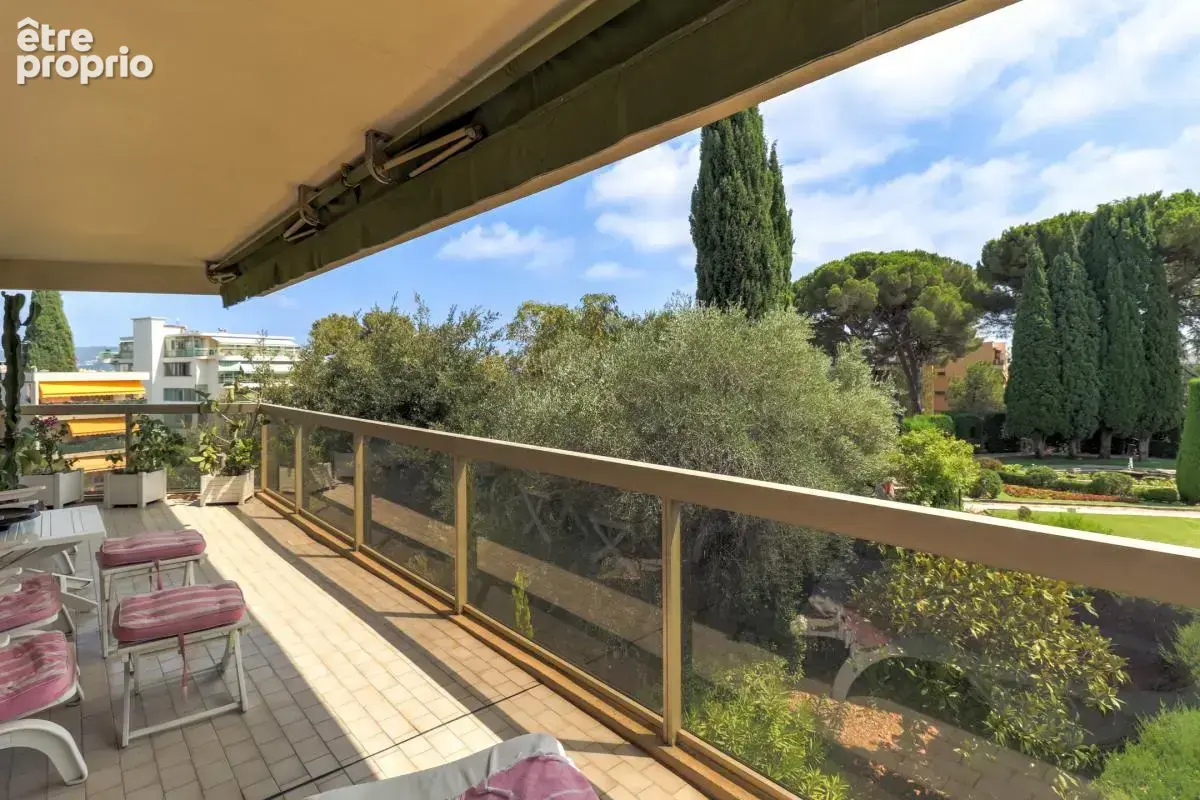 Résidence de prestige Château St-Anne 4p avec terrasses - photo 15