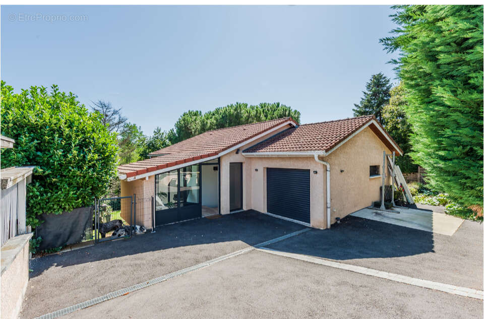 Maison à DOMMARTIN