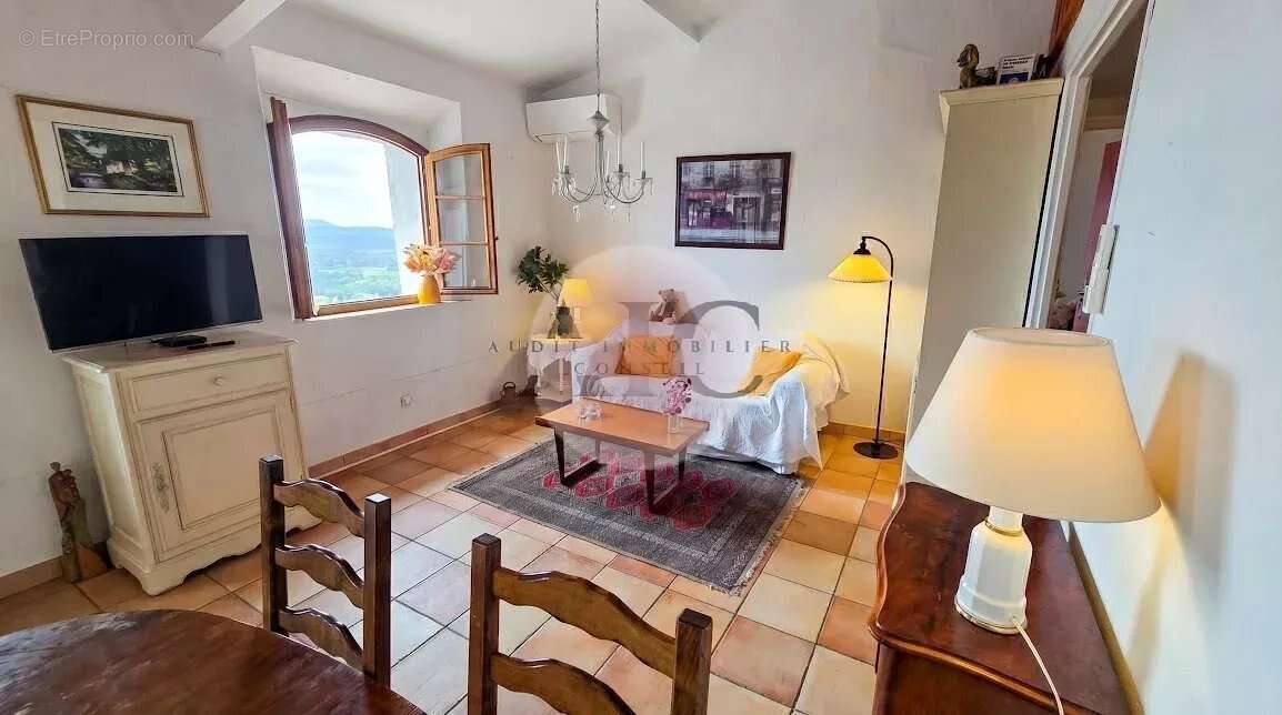 Appartement à FAYENCE