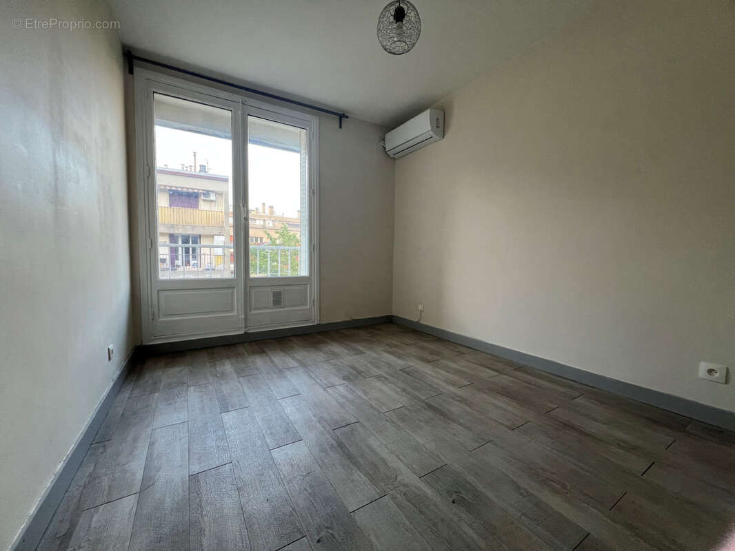 Appartement 3 p+ cuisine equipee - photo 3
