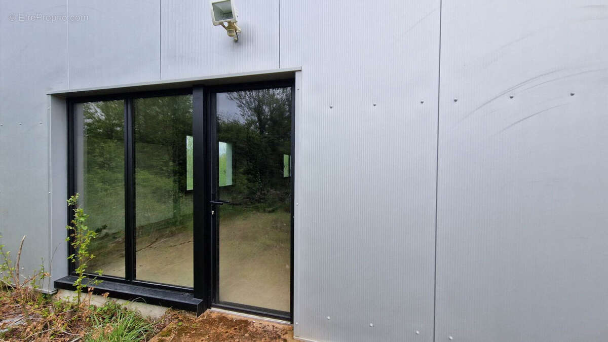 Commerce à RIEC-SUR-BELON