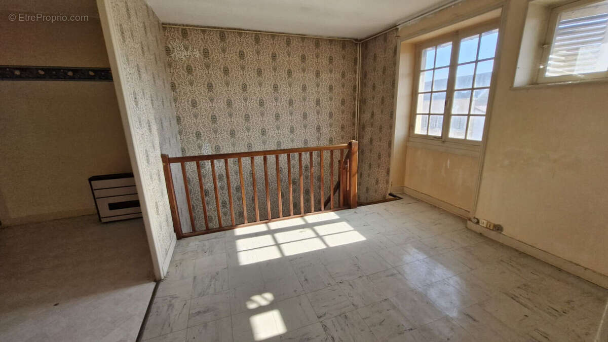 Appartement à CHARLIEU