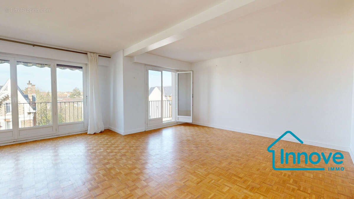 Appartement à VERSAILLES