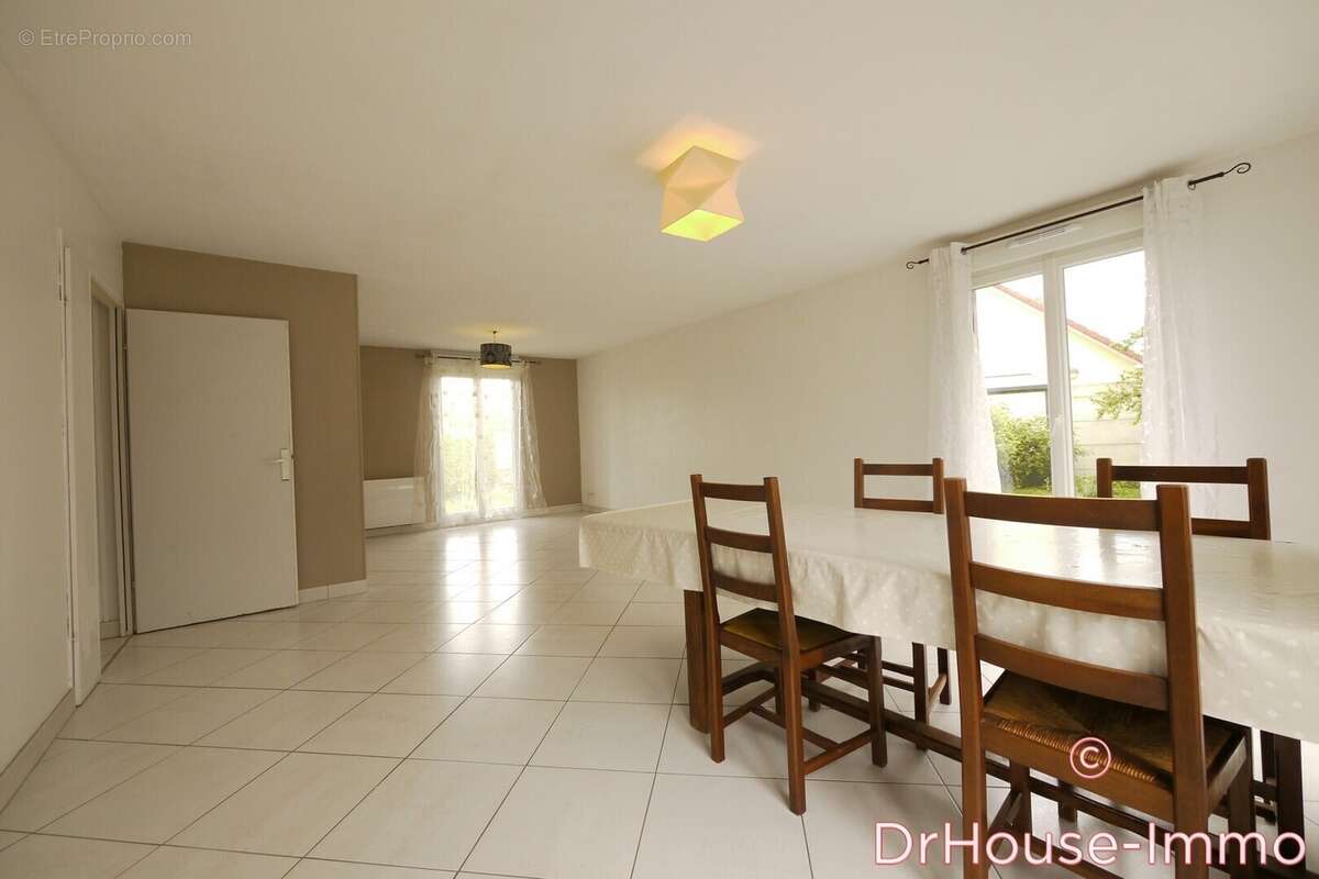 Maison à NOGENT-SUR-SEINE