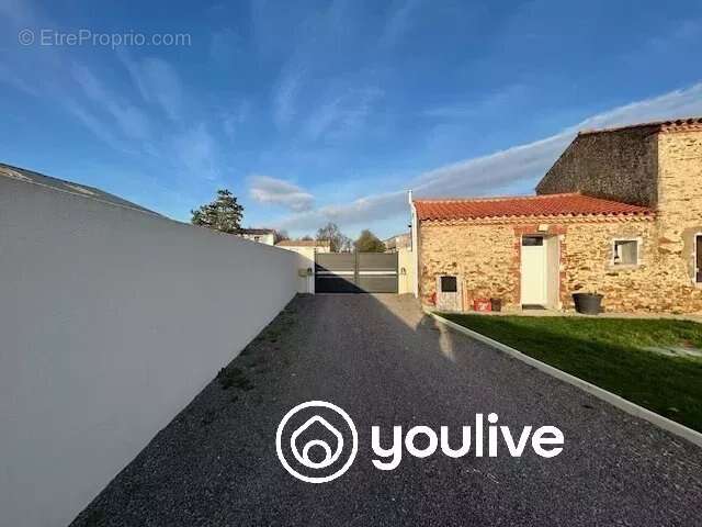 Maison à SAINT-MATHURIN