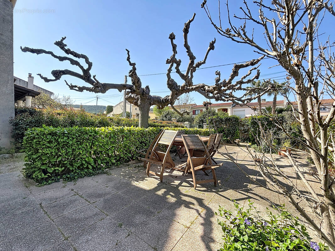 Maison à CHATEAUNEUF-LES-MARTIGUES
