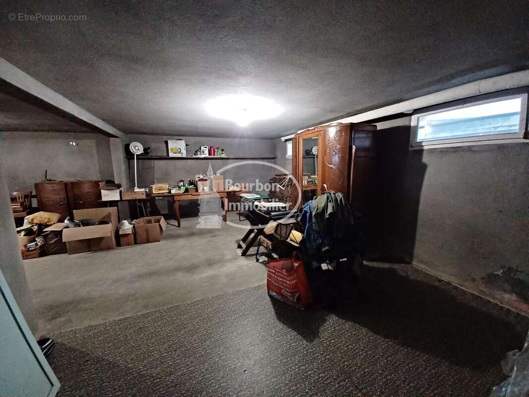 n°8 - Maison à GUEUGNON