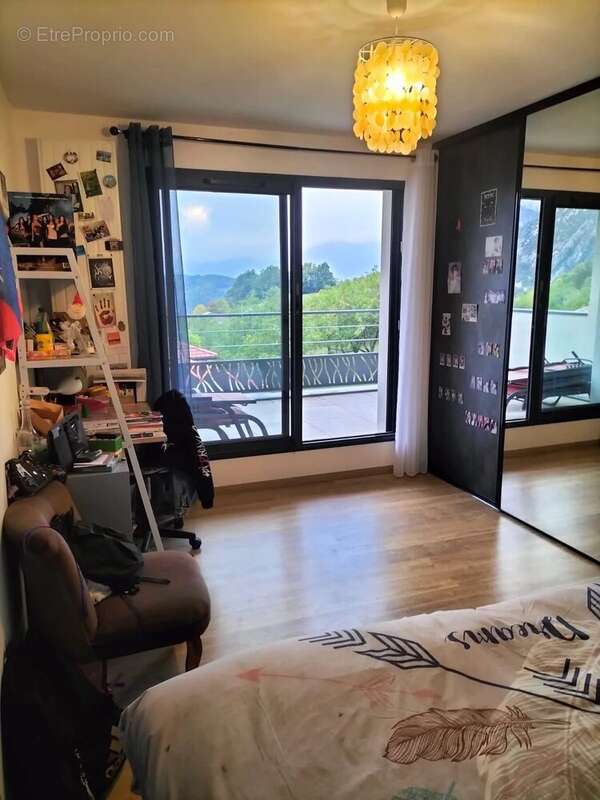 Maison à PONT-EN-ROYANS