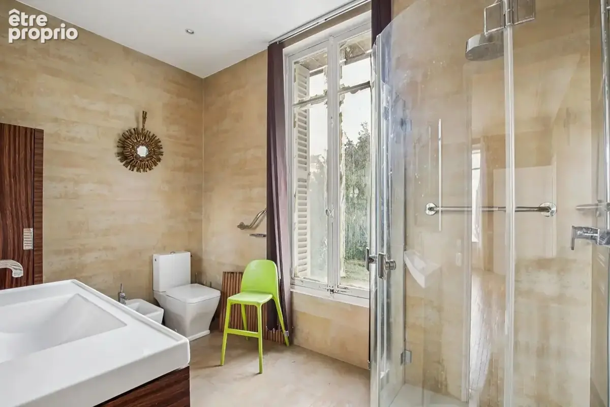 Le vesinet - propriete de 232 m² - salon 66 m²  - 4 chambres - terrain 1474 m²  - dependance amenagee 60 m² -  10 mn rer - photo 14