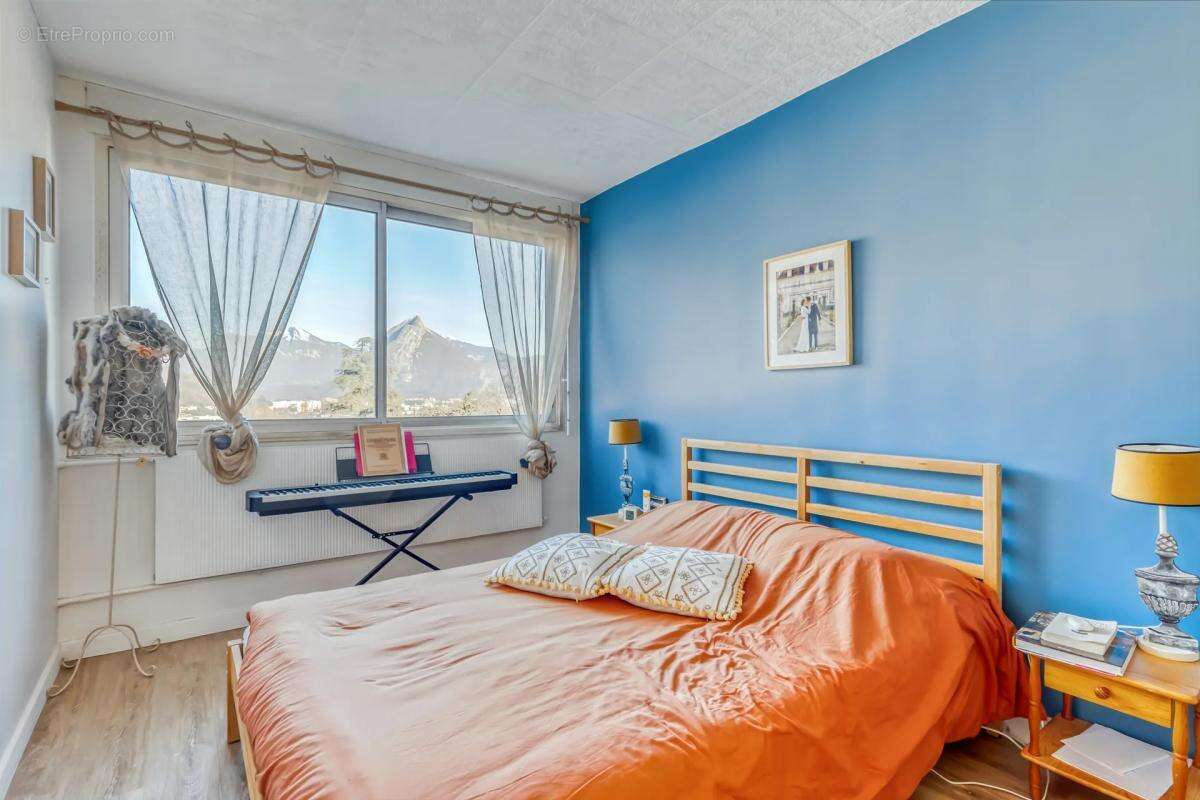 Appartement à SEYSSINET-PARISET