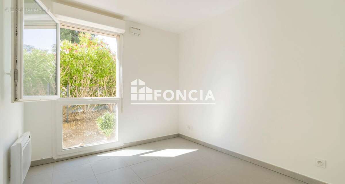 Appartement à MARSEILLE-9E