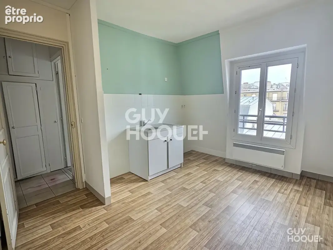 Appartement à PARIS-12E