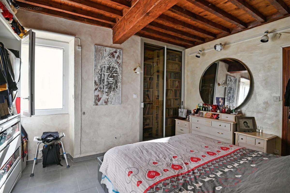 Maison à CLARENSAC