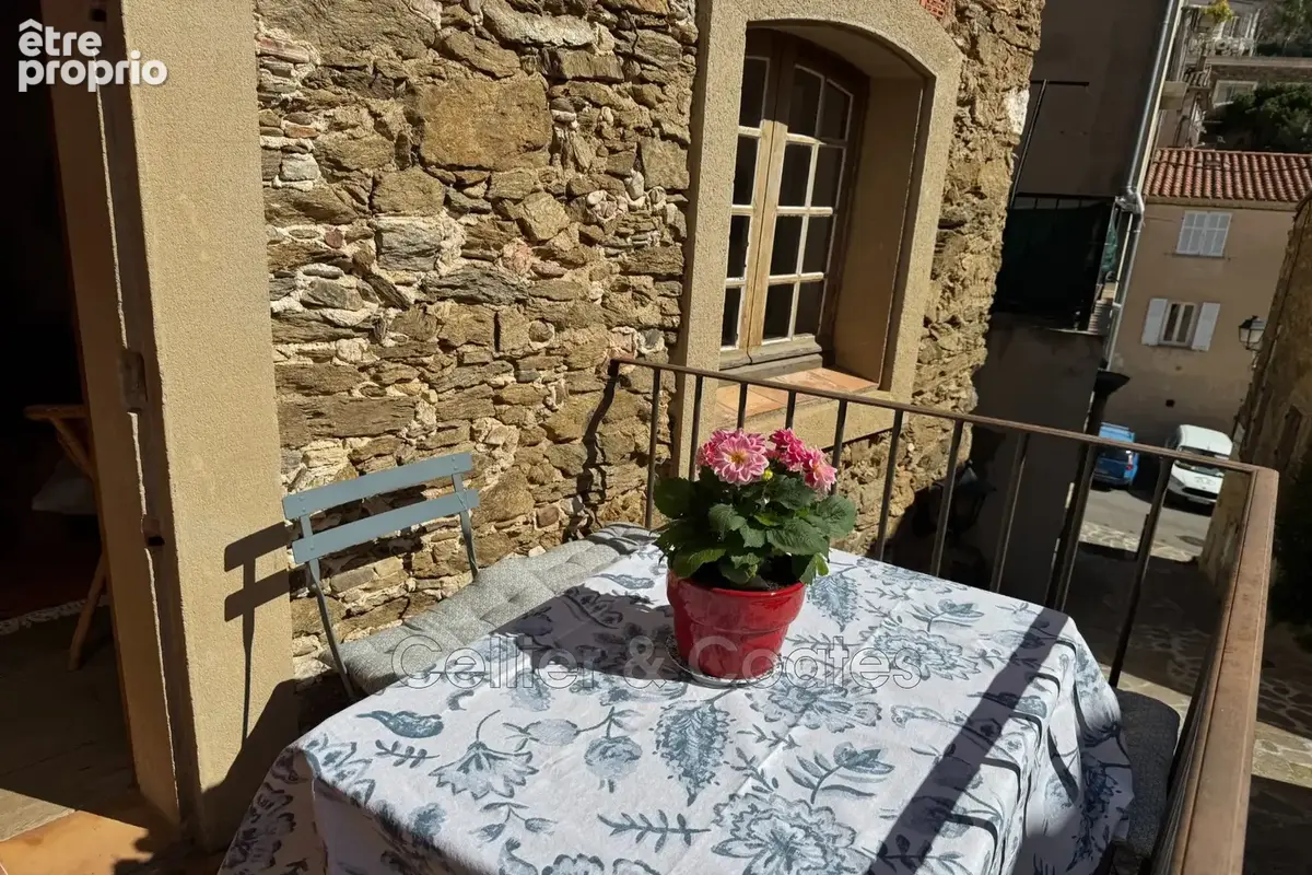 Maison à Bormes-Les-Mimosas  - photo 2