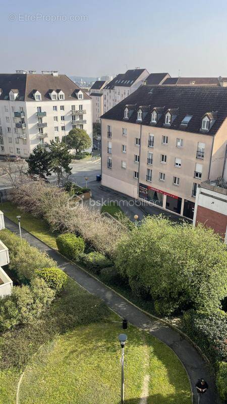 Appartement à THIAIS