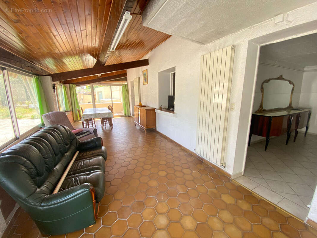 Appartement à OLLIOULES