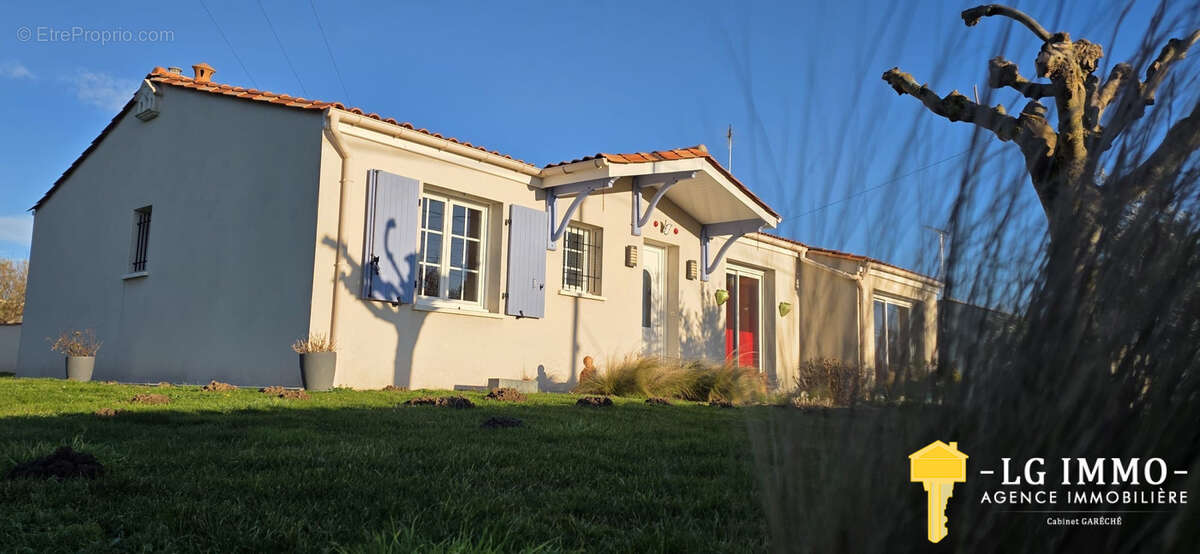 Maison à SAINT-FORT-SUR-GIRONDE