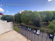 Appartement à SAINTE-GENEVIEVE-DES-BOIS