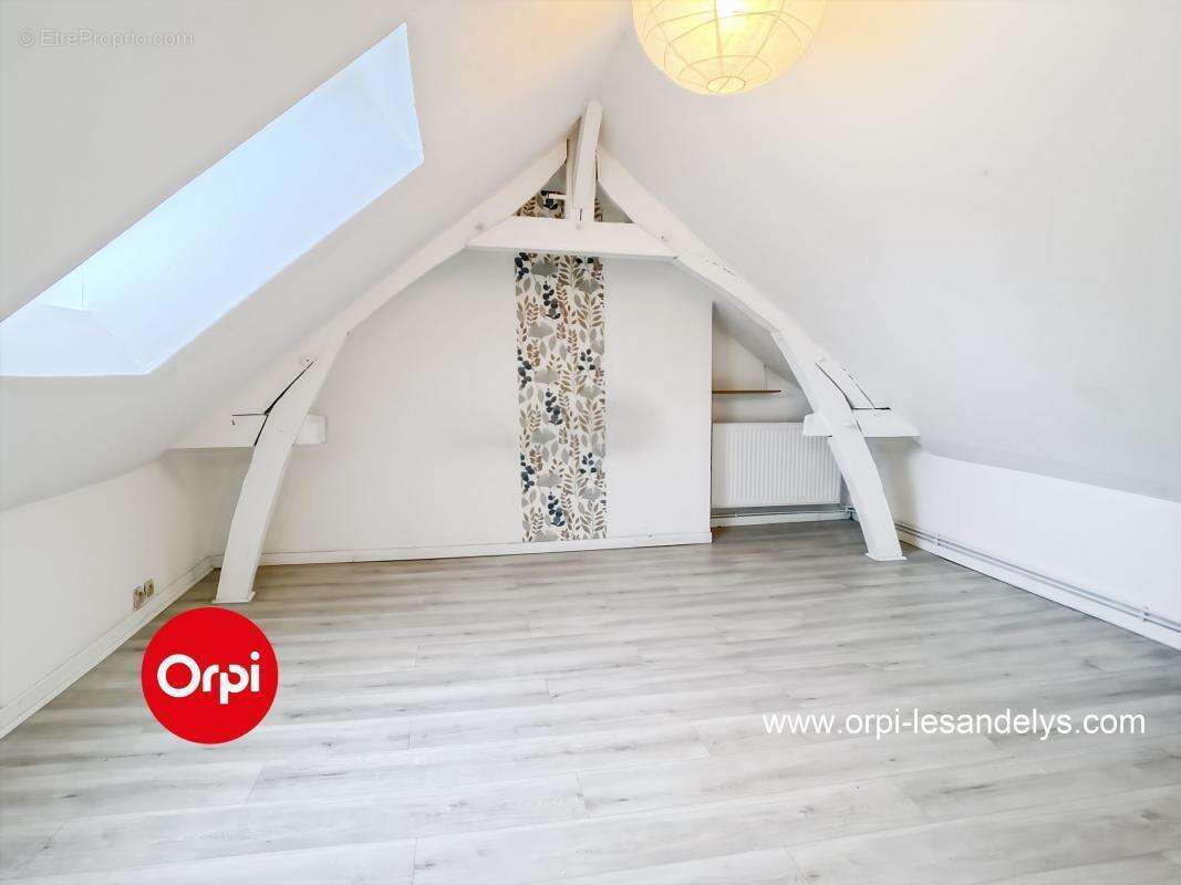 Maison à FLEURY-SUR-ANDELLE