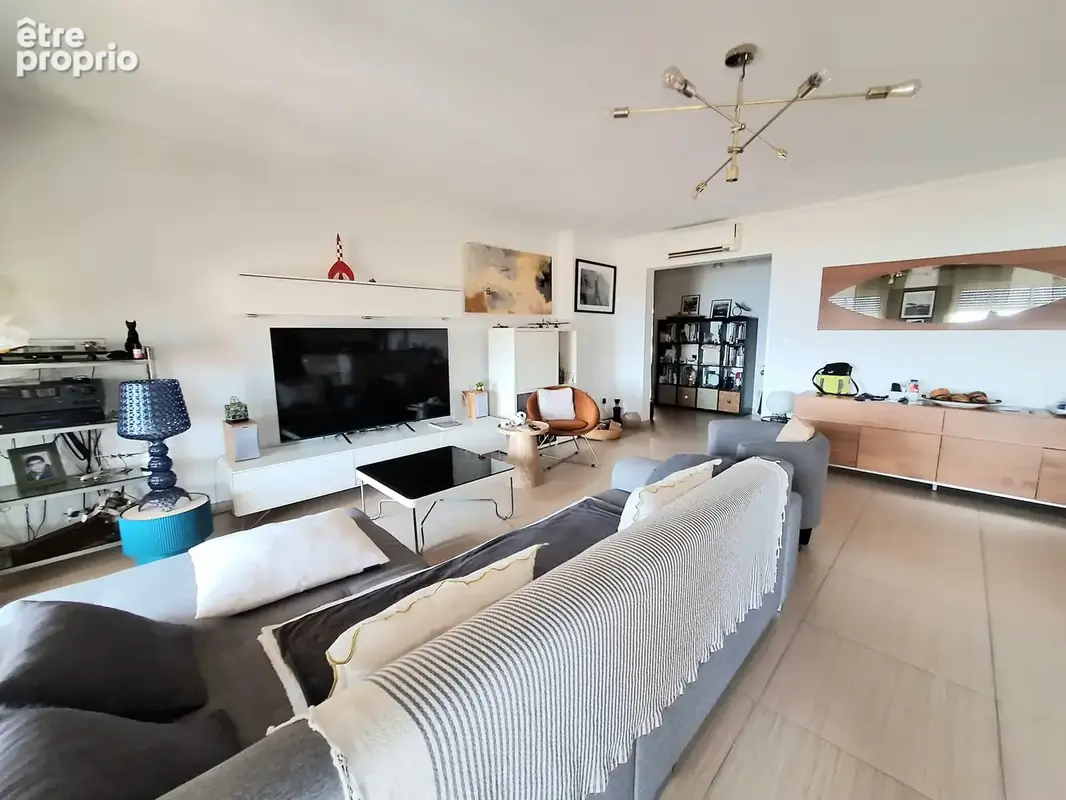 Appartement T4 de120m2 belle  vue mer parc Berthaud - photo 10