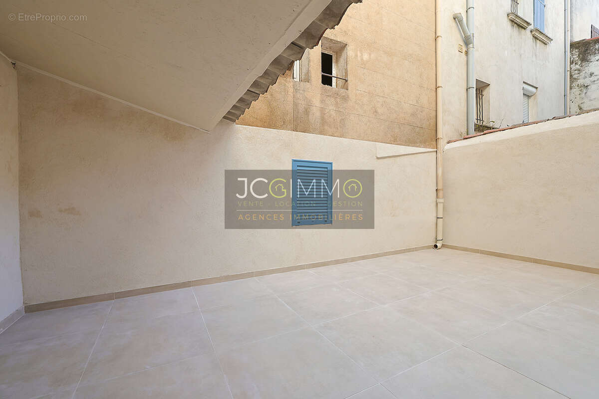 Sollies pont (centre ville) - appartement t4 renove (juillet 2026) - 88 m2 - cour exterieure privative - 24 m2 - photo 16