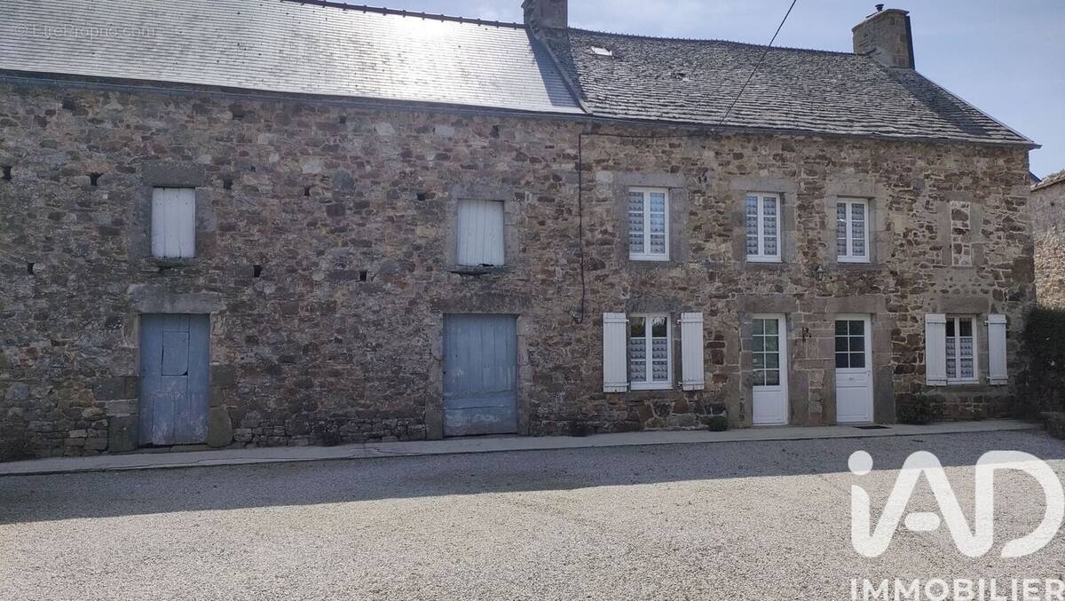 Photo 1 - Maison à TEURTHEVILLE-HAGUE