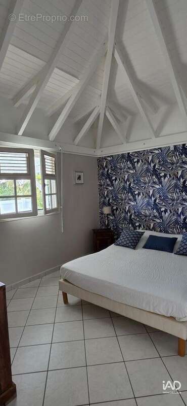 Maison 83 m² à Saint-Francois  - photo 9