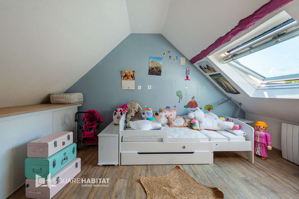 Maison à SOULAIRE-ET-BOURG