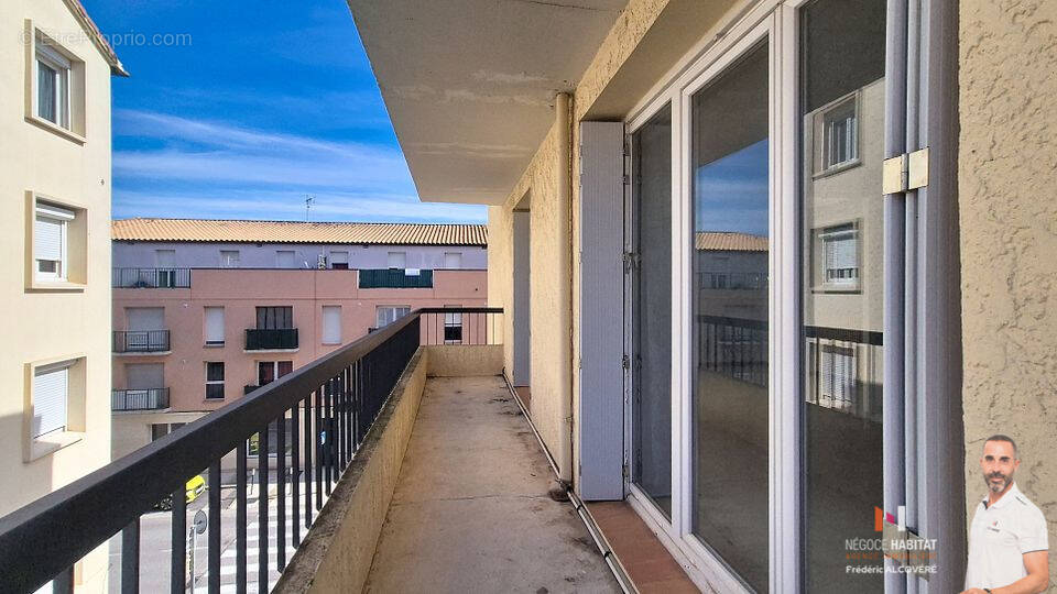 Appartement à LUNEL