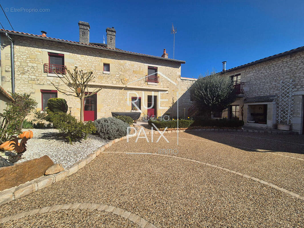Maison Loudun - 4 chambres - 169 m2 - photo 7
