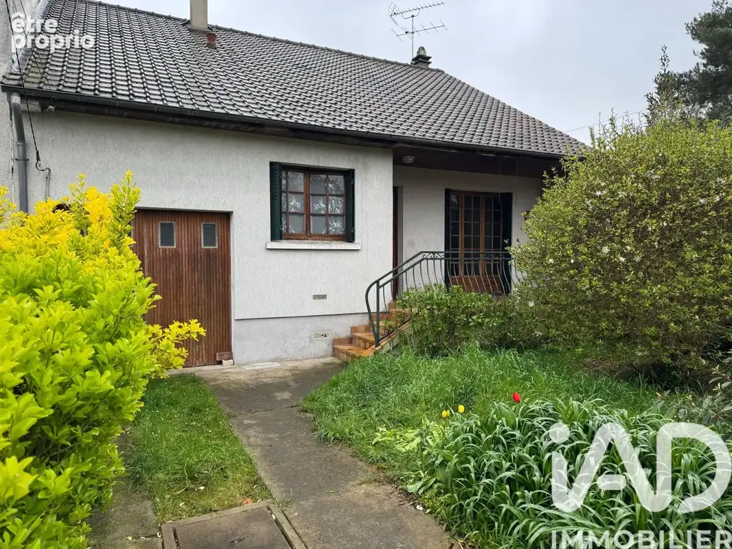 Photo 1 - Maison à SAINTE-GENEVIEVE-DES-BOIS