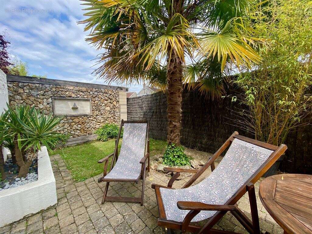 Maison à MONTFORT-L&#039;AMAURY