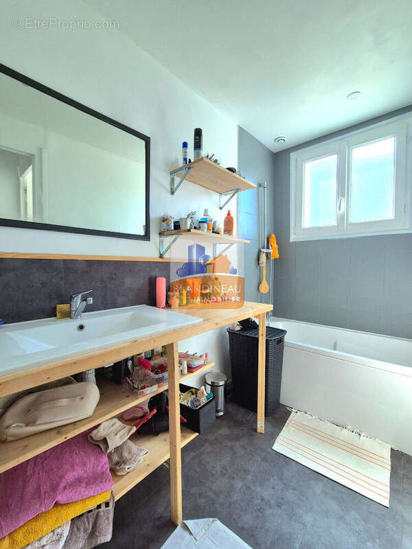 Maison à BOUGUENAIS