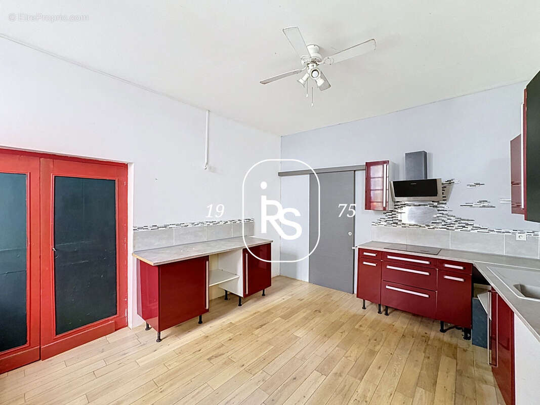 Maison de village de 101 m2 habitables dont une chambre indépendante avec salle d'eau en rez-de-chaussée - photo 5