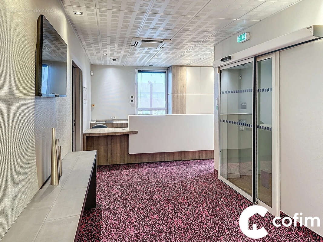 1er entrée - Commerce à TARBES