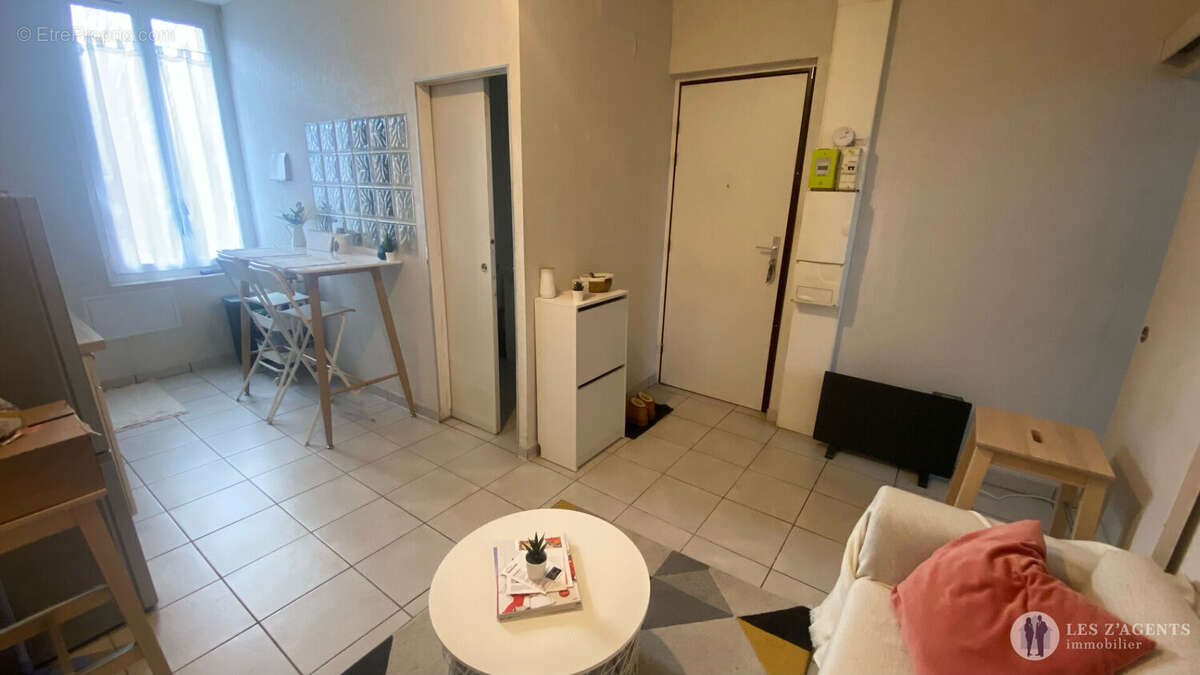 Appartement à SAINT-MARTIN-D'HERES