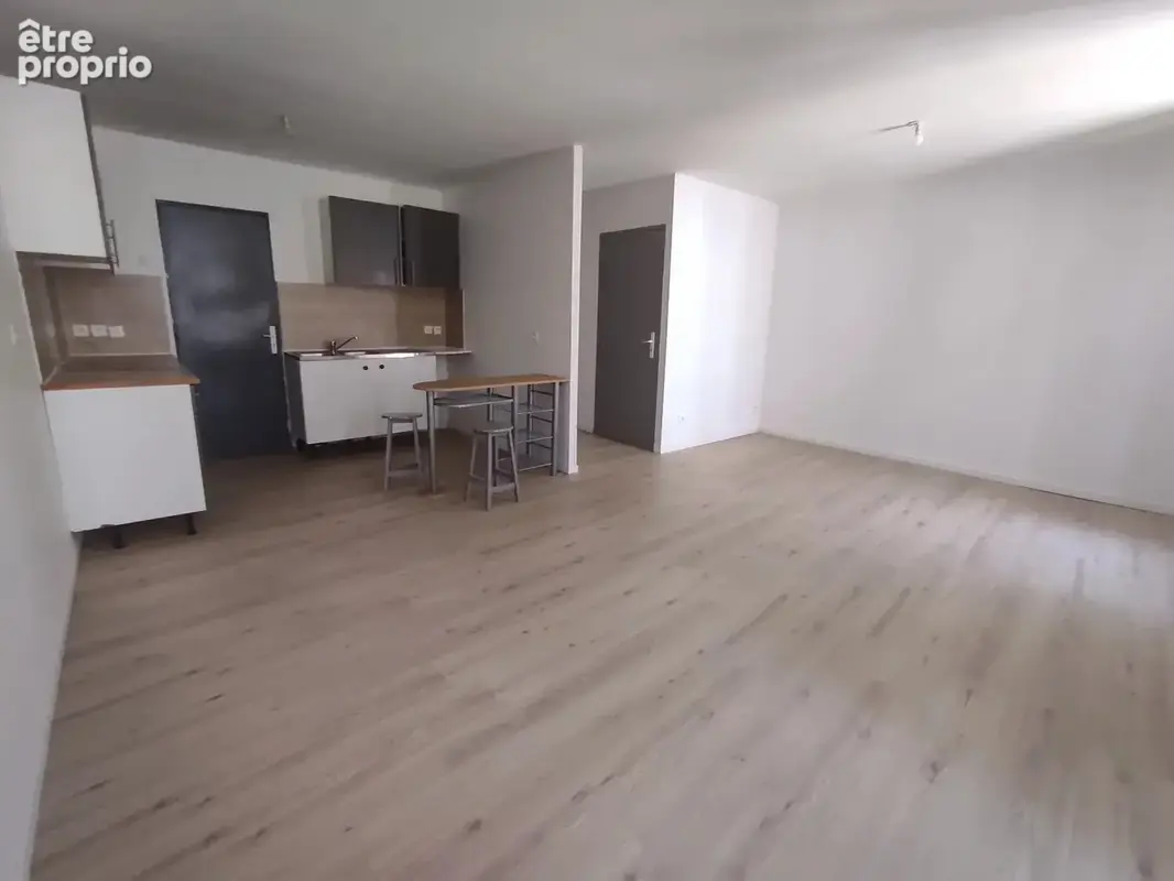 Appartement T4 - photo 3