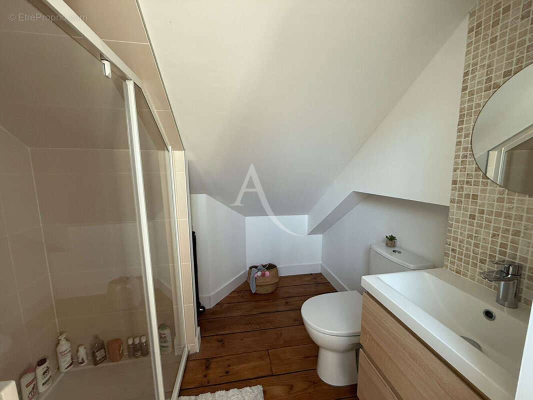 Hyper centre Pau duplex 3 chambres cave et parking en sous-sol - photo 7