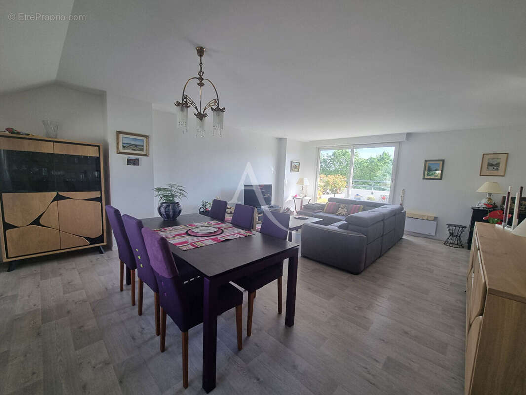 Appartement à SAINT-SEBASTIEN-SUR-LOIRE