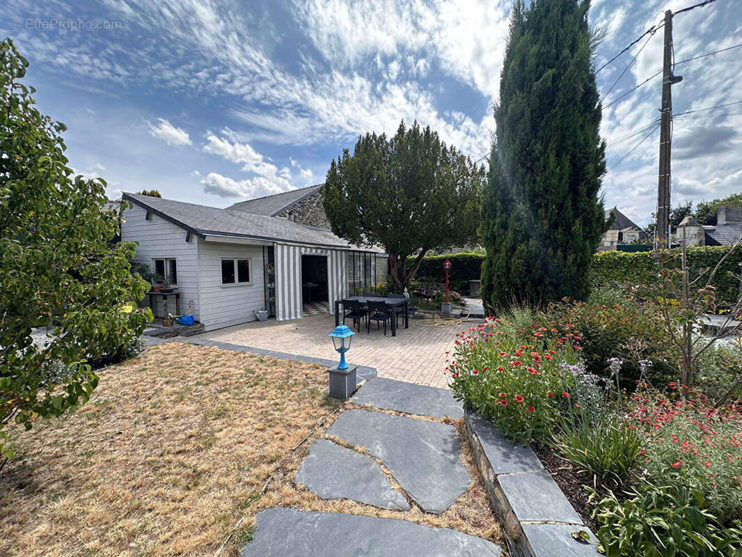 Maison à BRAIN-SUR-L'AUTHION