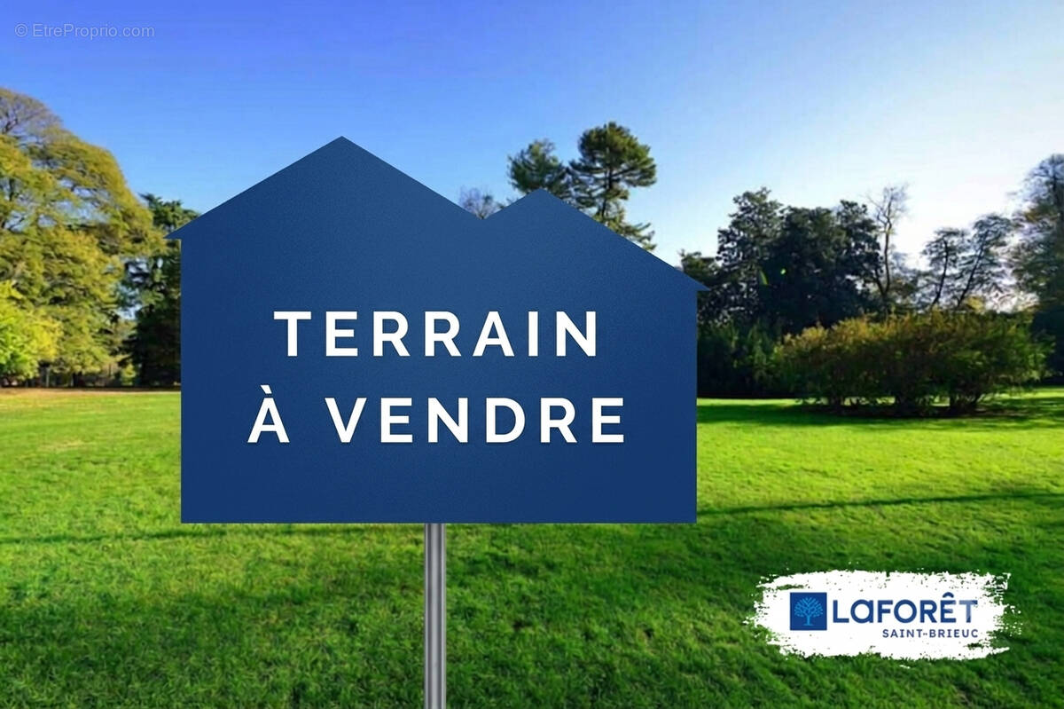 Terrain à LA MEAUGON