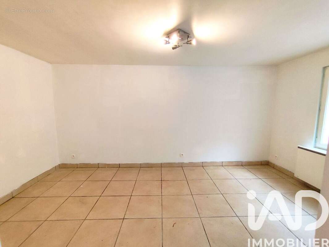 Photo 4 - Appartement à MAINVILLIERS