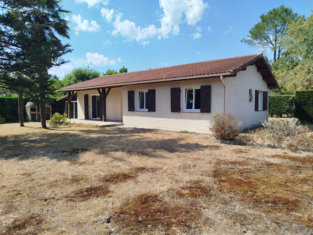Maison Vielle Saint Girons 5 pièce(s) 123.46 m2 - photo 2