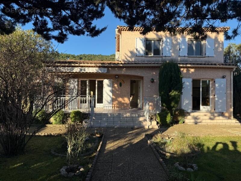 Maison à SAINT-MARTIN-DE-VALGALGUES